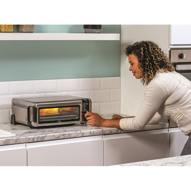 Настільна духовка Ninja Foodi 8-in-1 Flip Mini Oven SP101EU