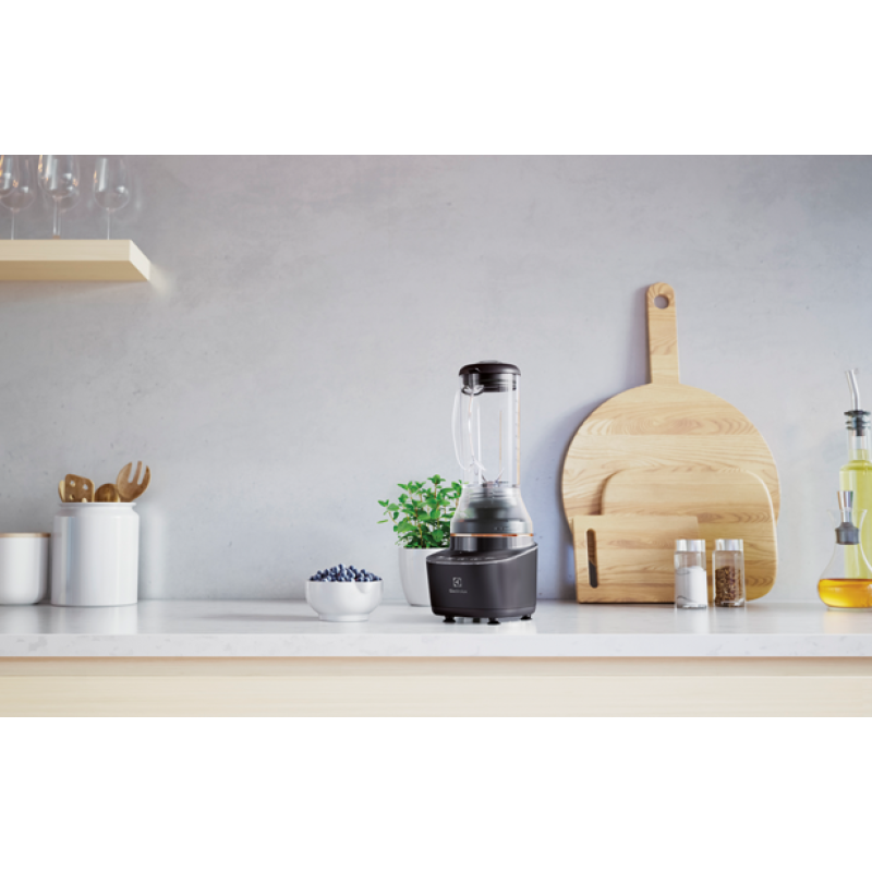 Блендер Electrolux E7CB1-4GB