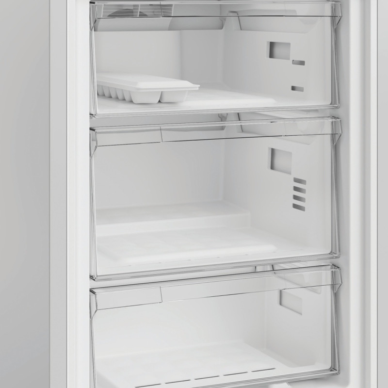 Холодильник Indesit INK25402S4E