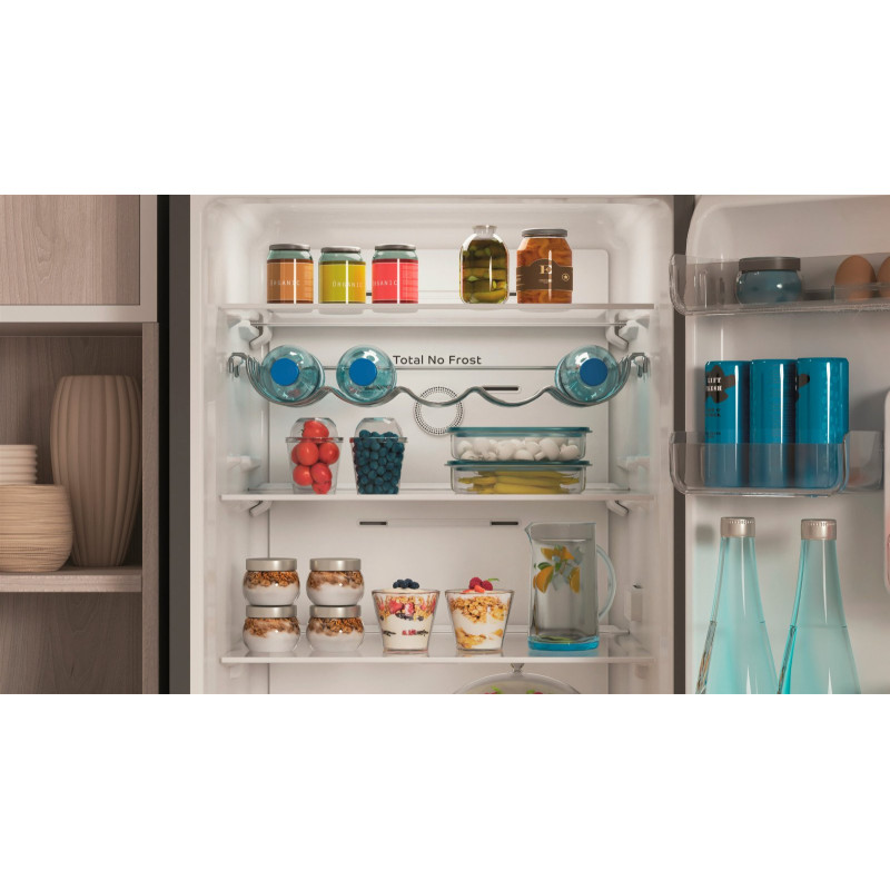  Холодильник Indesit INFC8TI22X