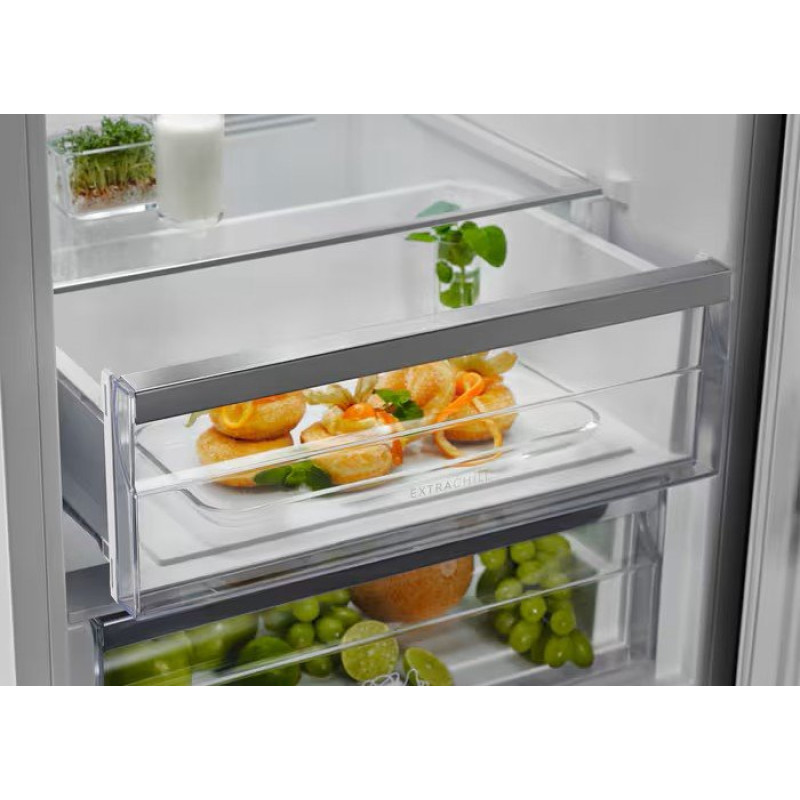 Холодильник ELECTROLUX LNT7ME36K2