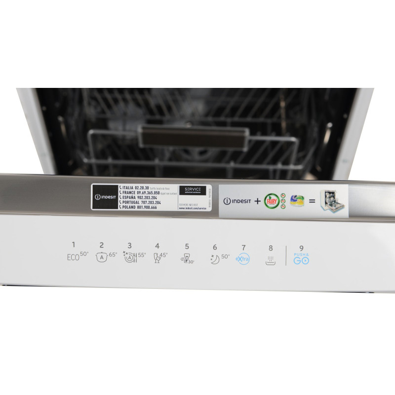 Посудомийна машина INDESIT DSFO 3T224 C