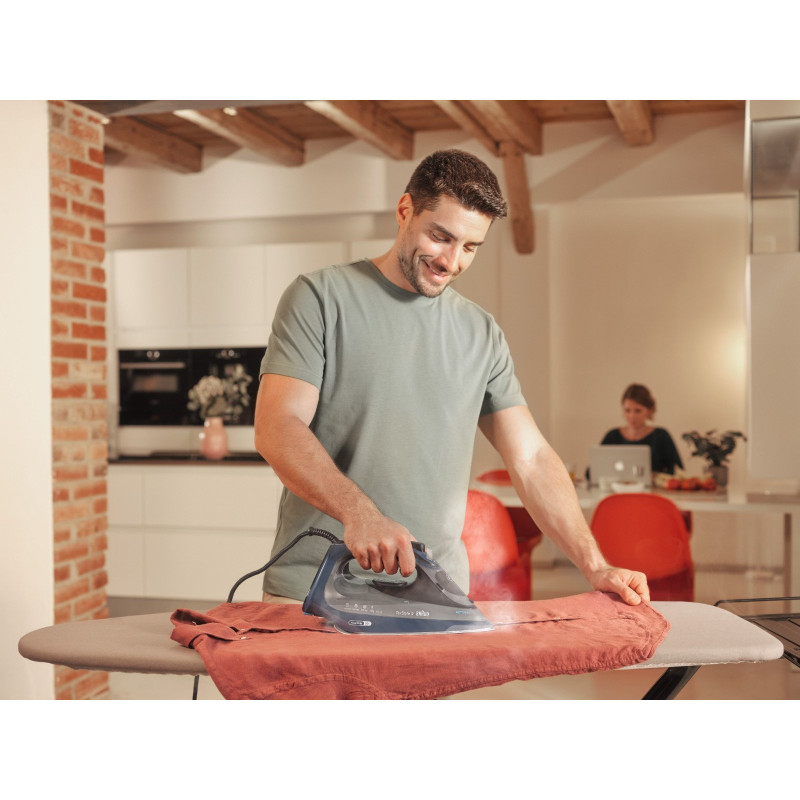 Праска BRAUN SI 9682 DB