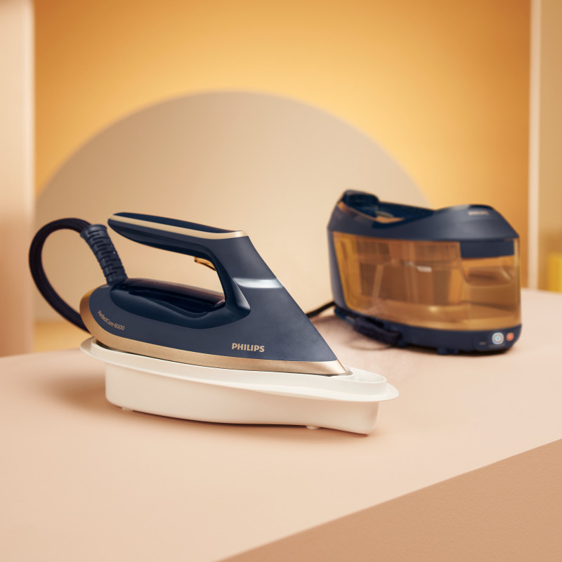 Праска з парогенератором Philips PerfectCare 6000 Series PSG 6066 (PSG6066/20)