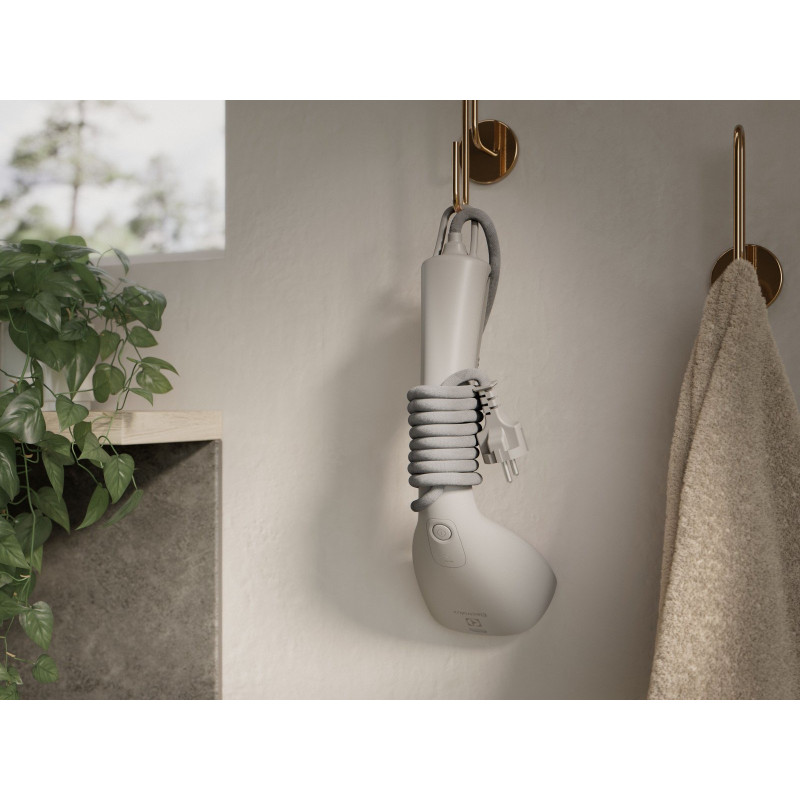 Відпарювач ELECTROLUX E7HS2-6UG