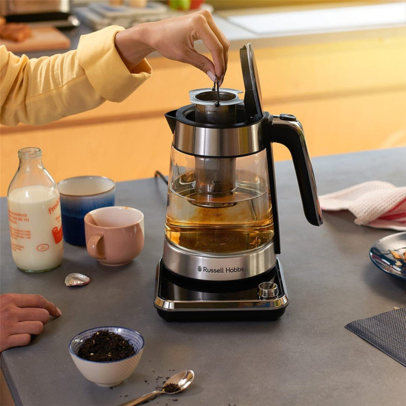 Електрочайник Russell Hobbs Attentiv 26200-70