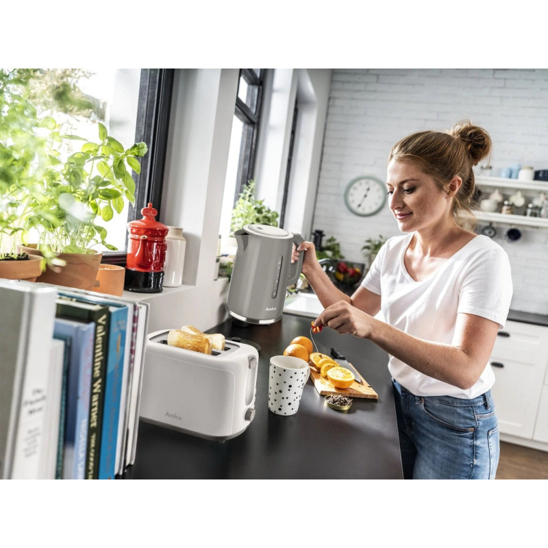 Електрочайник AMICA KF 1013