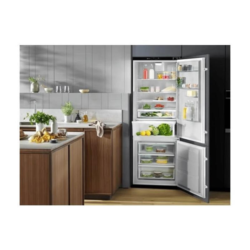  Холодильник Electrolux ENP7TD75S