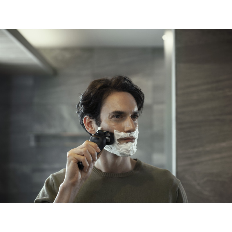 Електробритва Panasonic ES-LV6U-K820