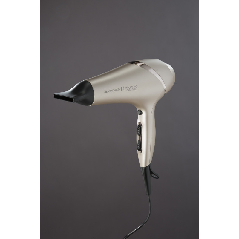 Фен Remington Advanced Colour Protect AC8605