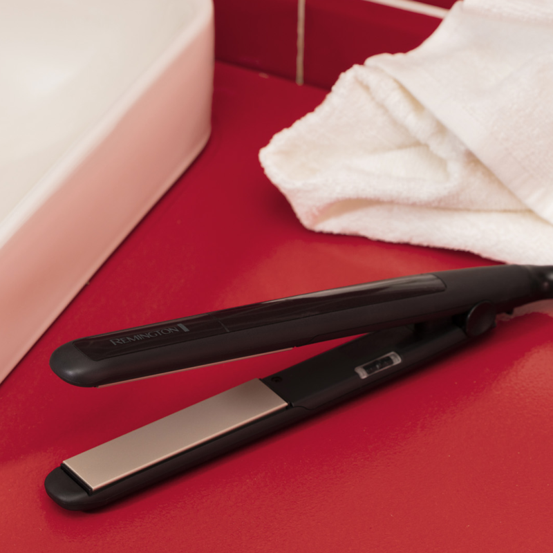 Випрямляч REMINGTON S1370 Ceramic Straight 215