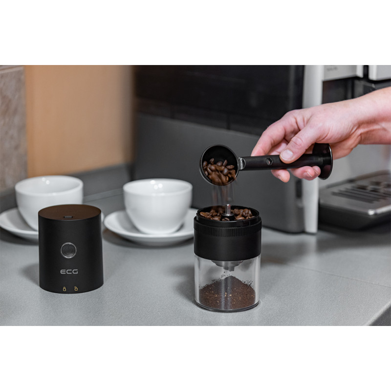 Кавоварка ECG KM 150 Minimo Black