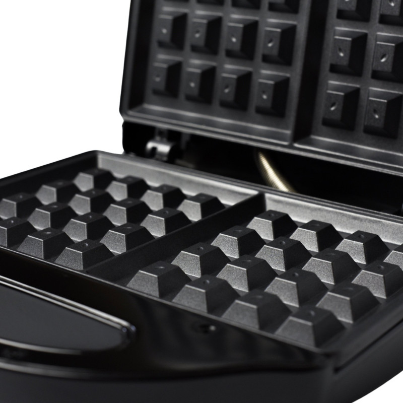 Вафельниця DARIO DW757