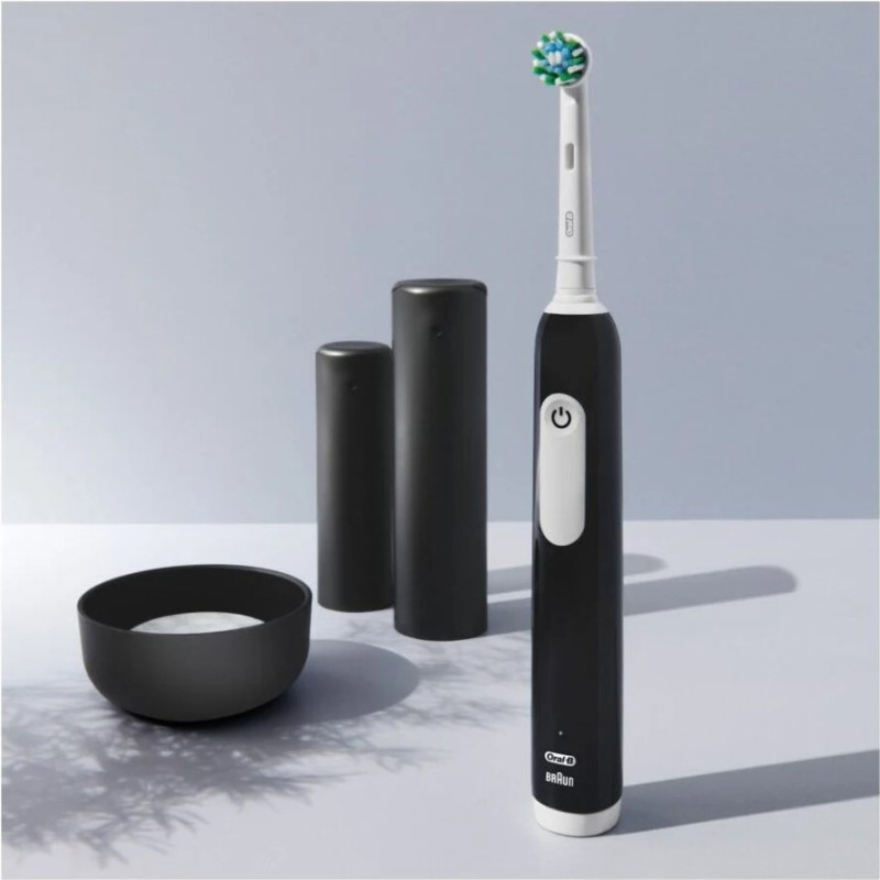 Зубна щітка BRAUN Oral-B PRO1 D305.513.3X Black
