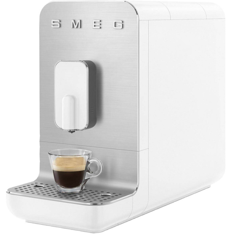 Кавомашина SMEG BCC11WHMEU