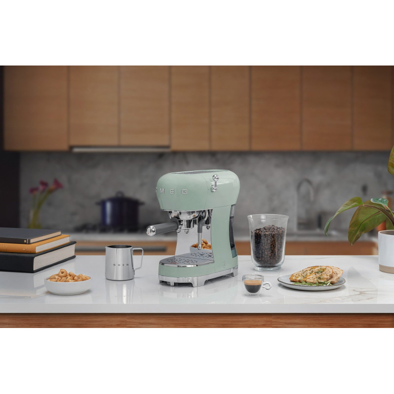 Кавоварка SMEG ECF02PGEU