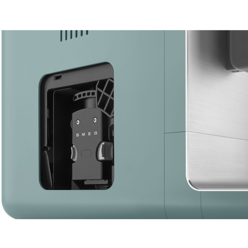 Кавомашина Smeg BCC13EGMEU