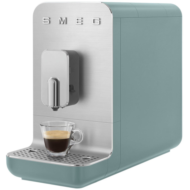 Кавомашина Smeg BCC13EGMEU