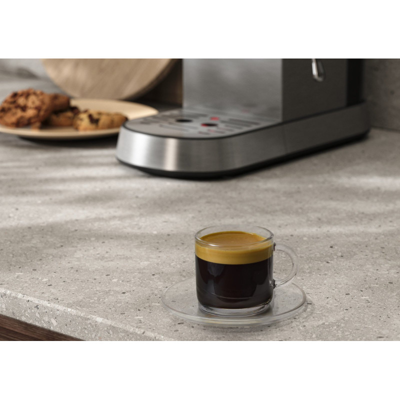 Кавоварка Electrolux E6EC1-6ST