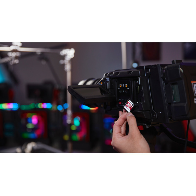 Карта пам'яті Kingston 256 GB SDXC Class 10 UHS-II U3 Canvas React Plus (SDR2/256GB)