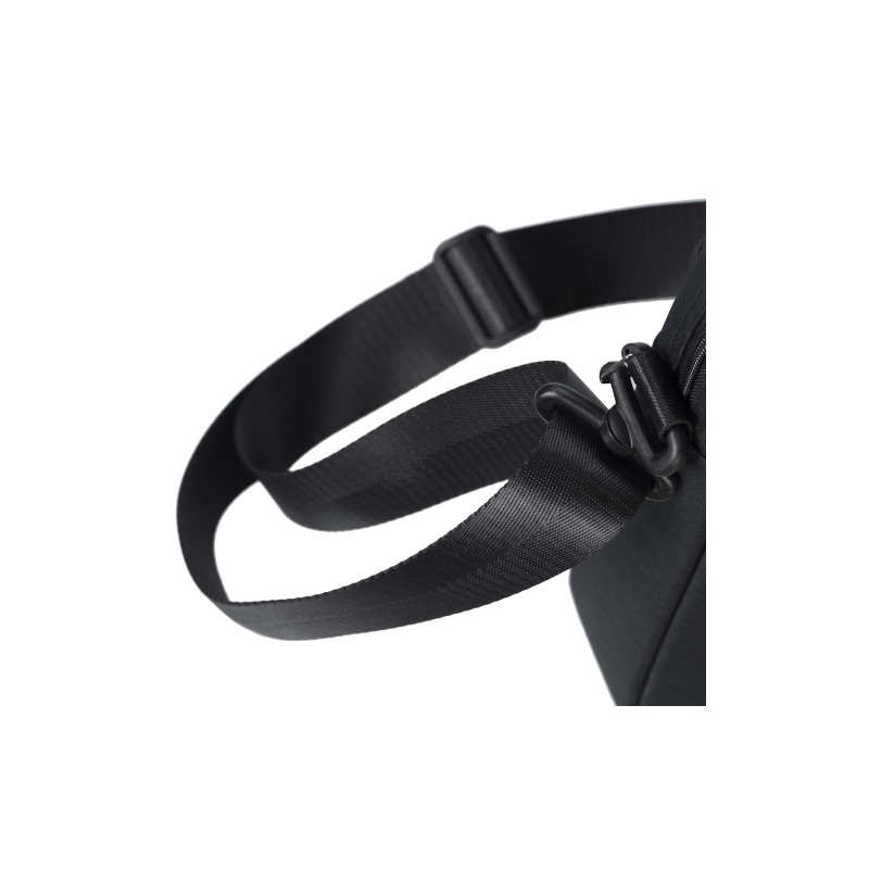 Сумка для ноутбука Rivacase 8335 Black 15.6