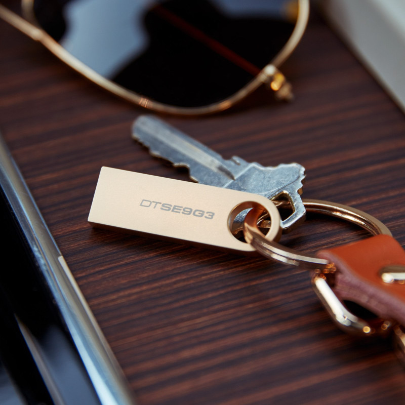 USB флеш накопичувач Kingston 128GB DataTraveler SE9 G3 Gold USB 3.2 (DTSE9G3/128GB)