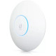 Точка доступу Ubiquiti UniFi 6 Enterprise (U6-Enterprise)