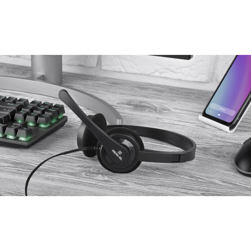 Навушники REAL-EL GD-011MV Black (EL124100022)