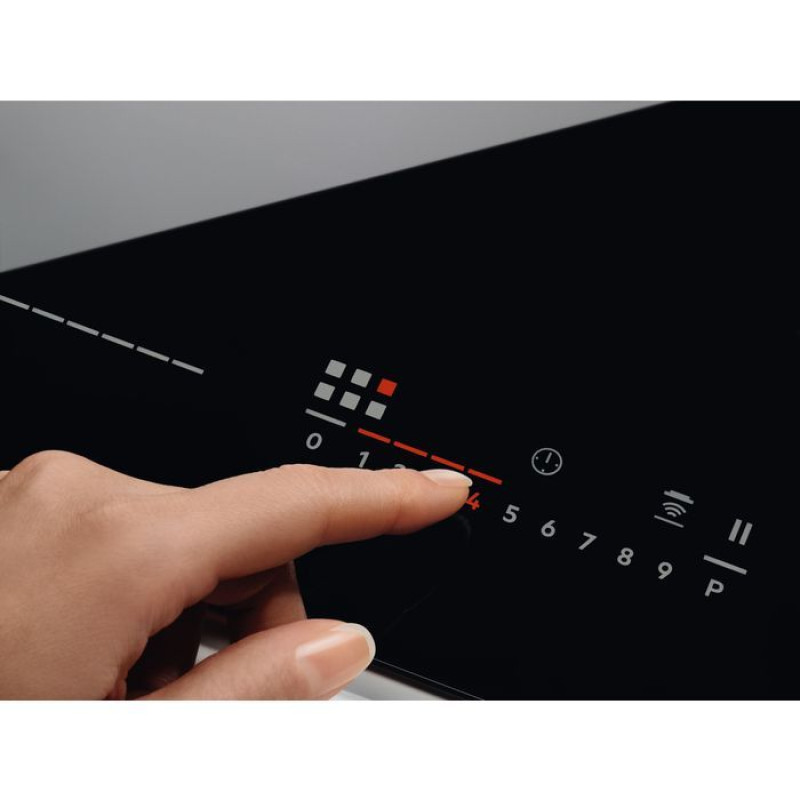 Варильна поверхня Electrolux EIV87671