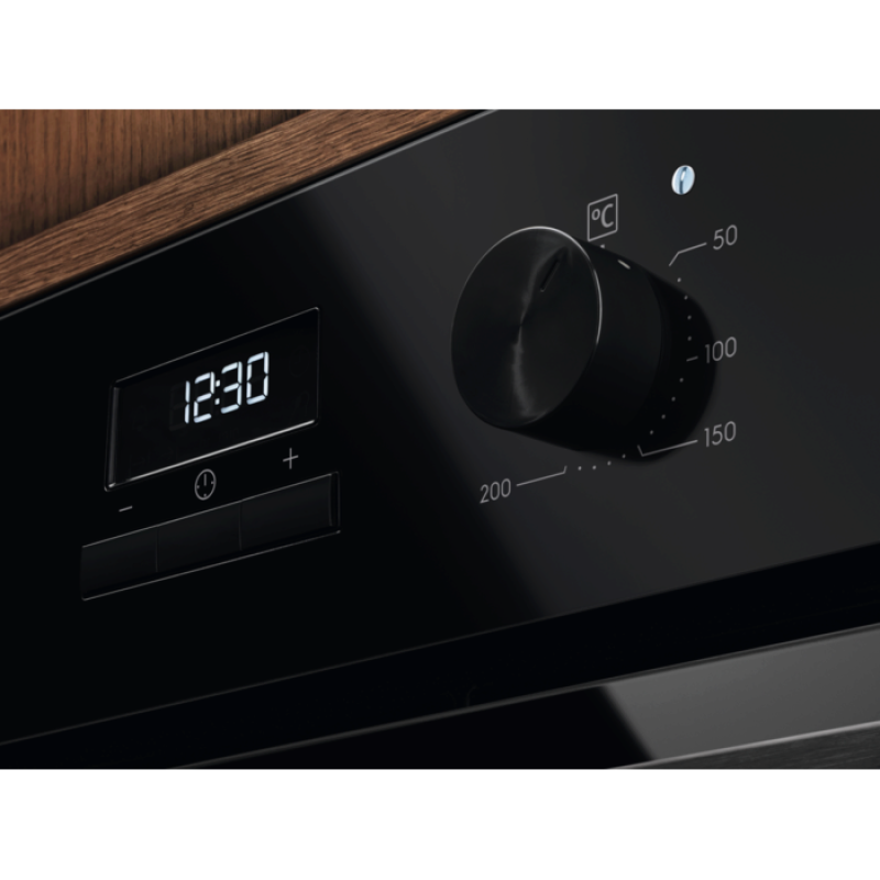 Духова шафа ELECTROLUX LOH3H00BK