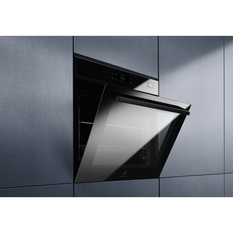 Духова шафа Electrolux EOB8S39H