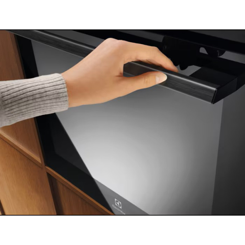 Духова шафа ELECTROLUX EOF8H39H
