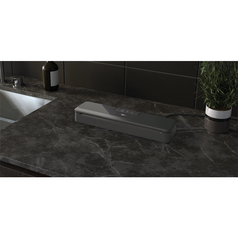 Вакуумний пакувальник AEG VS4-1-4AG