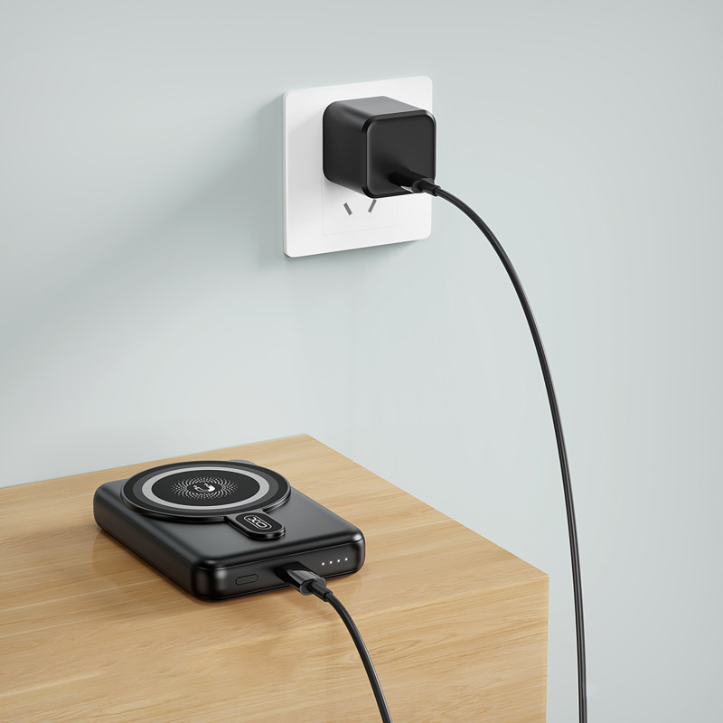 УМБ XO PR264 10000mAh Black (PR264.black)