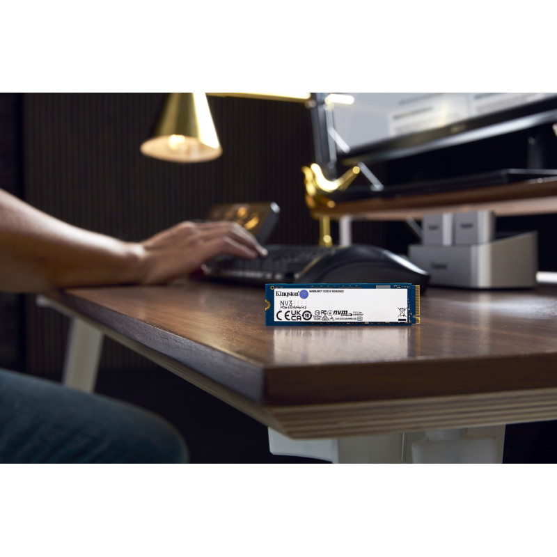 Накопичувач SSD Kingston M.2 2TB PCIe 4.0 NV3 (SNV3S/2000G)