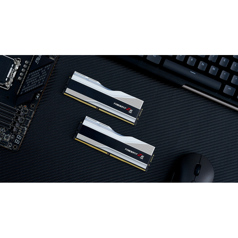 Модуль пам'яті G.Skill DDR5 32GB (2x16GB) 6400 Trident Z5 RGB (F5-6400J3239G16GX2-TZ5RS)