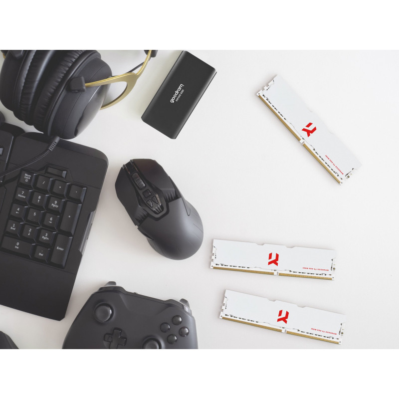 Модуль пам'яті GOODRAM 16 GB (2x8GB) DDR4 3600 MHz IRDM PRO White (IRP-W3600D4V64L18S/16GDC)