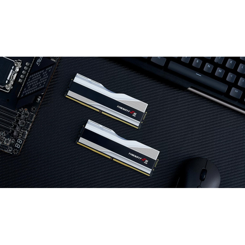 Модуль пам'яті G.Skill DDR5 64GB (2x32GB) 6000 Trident Z5 RGB Silver (F5-6000J3238G32GX2-TZ5RS)