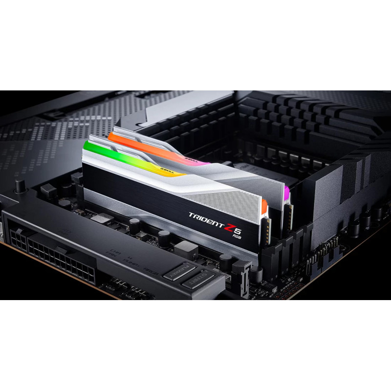 Модуль пам'яті G.Skill DDR5 64GB (2x32GB) 6000 Trident Z5 RGB Silver (F5-6000J3238G32GX2-TZ5RS)