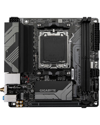 Материнська плата Gigabyte A620I AX