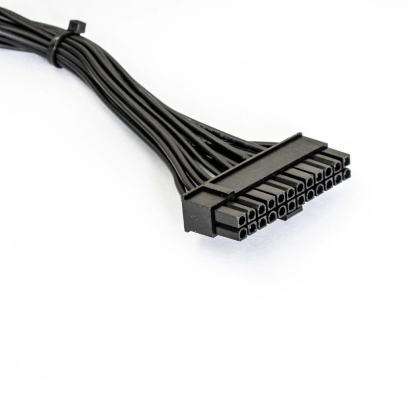 Блок живлення GameMax GM-700 80+ APFC Black