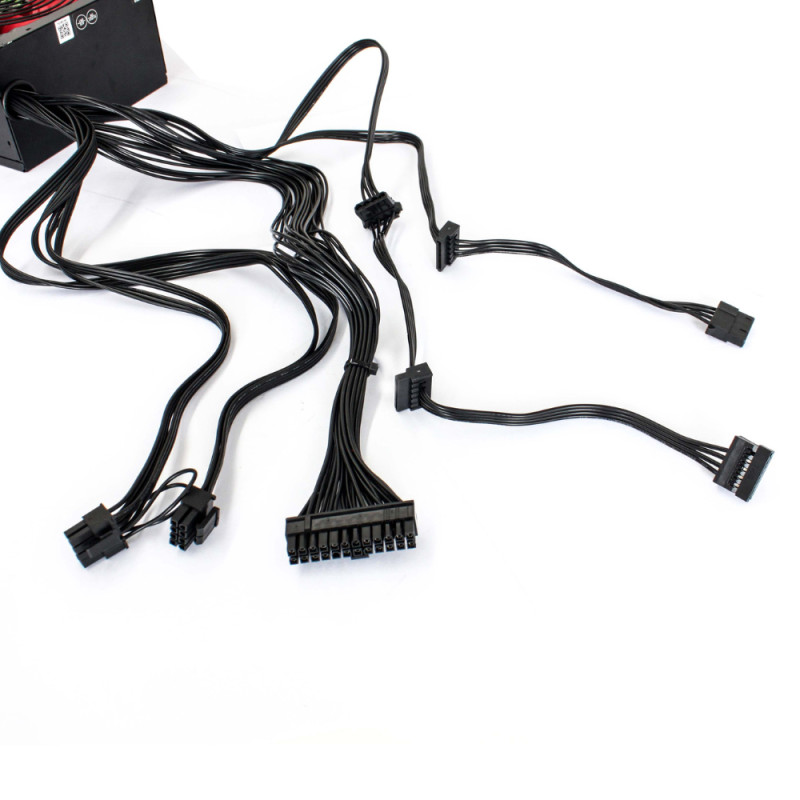 Блок живлення GameMax GM-700B (700 Вт)