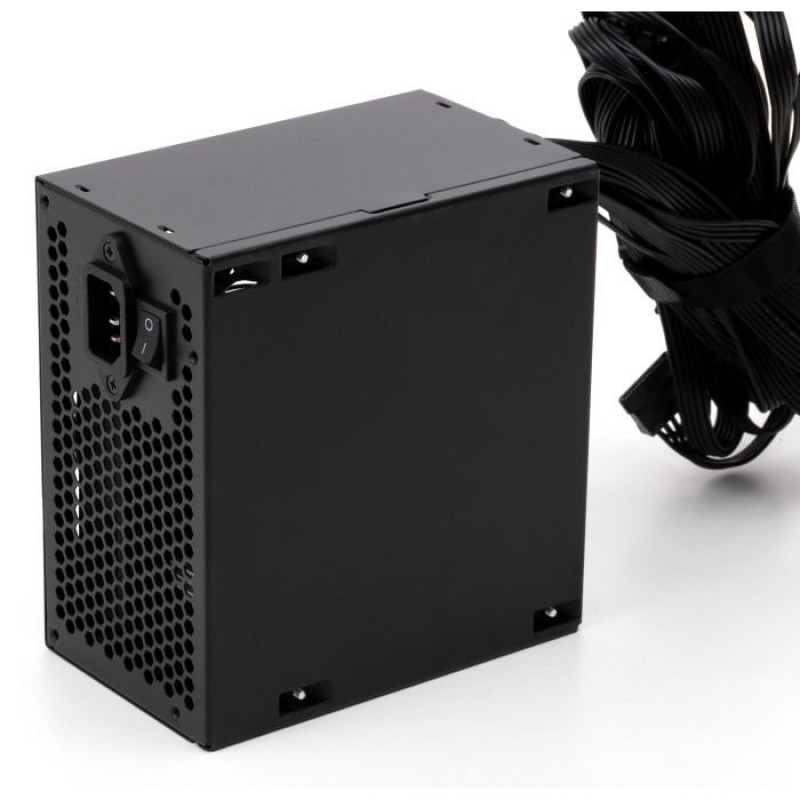 Блок живлення Vinga 750W (VPS-750P1)