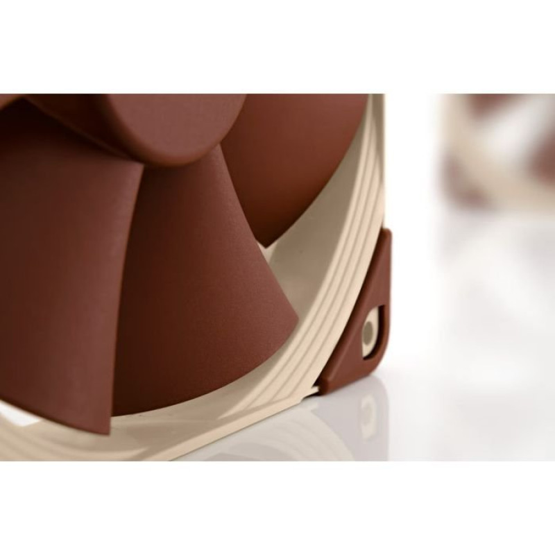 Кулер Noctua NF-F12 5V PWM