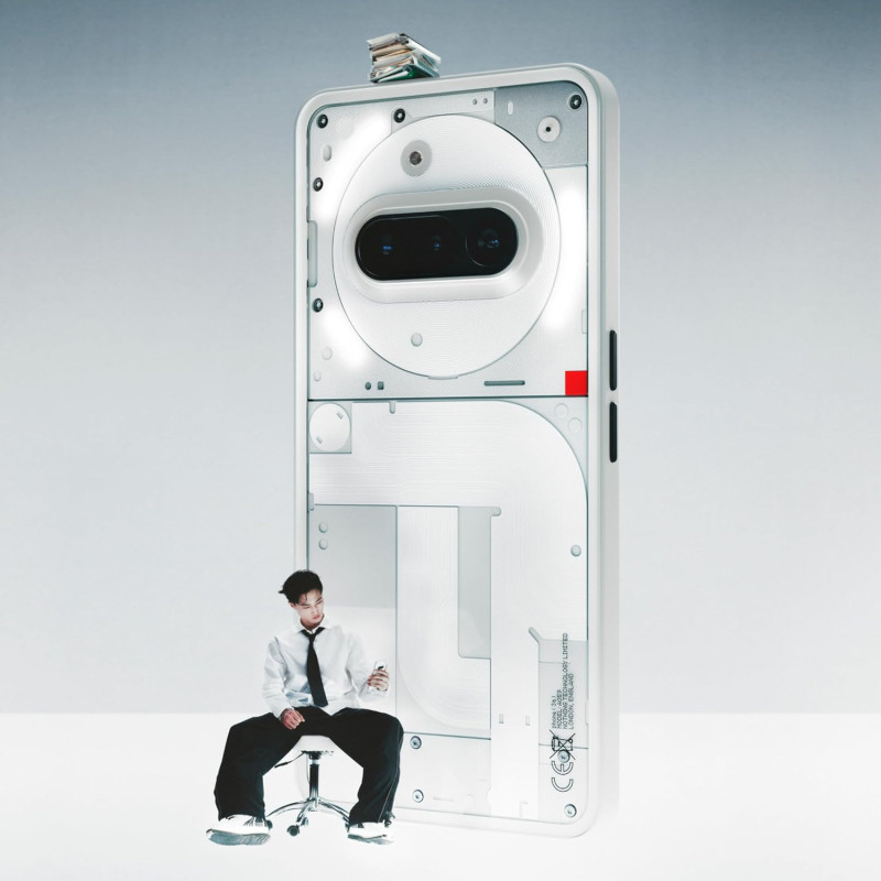 Мобільний телефон Nothing Phone (3a) 12/256Gb White (920021W)