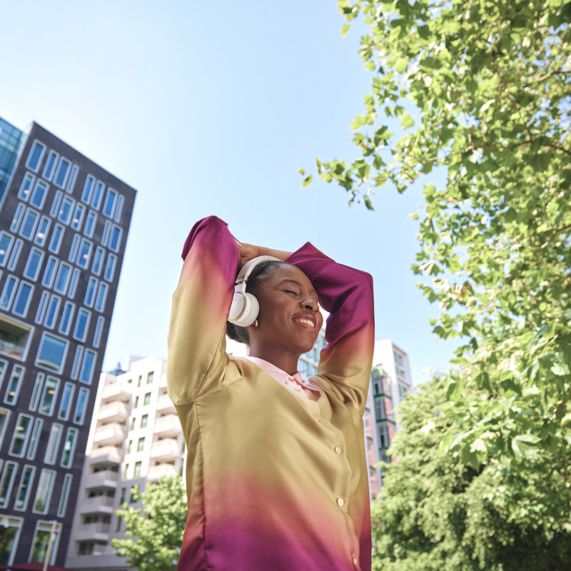 Навушники JBL Live 670NC White (JBLLIVE670NCWHT)