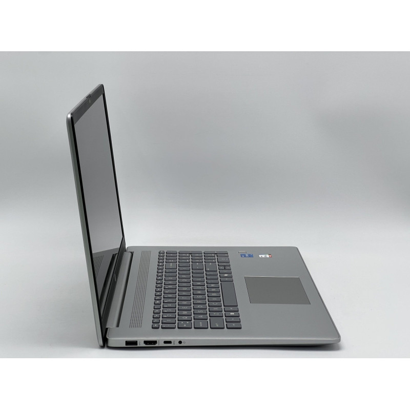 Ноутбук HP Laptop 17-c3000, I5-1334U, 16 GB, 240 GB, Intel UHD Graphics, 1600x900, TN [SH2603324] БУ