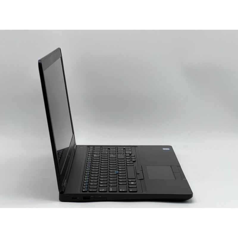 Ноутбук Dell Latitude 5590, i7-8650U, 16 GB, 240 GB, Intel UHD 620, 1920x1080, IPS [SH2602083] БУ