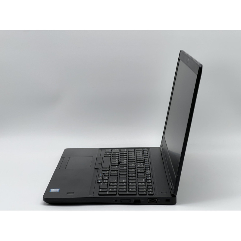 Ноутбук Dell Latitude 5590, i7-8650U, 8 GB, 240 GB, Intel UHD 620, 1920x1080, IPS [SH2602082] БУ
