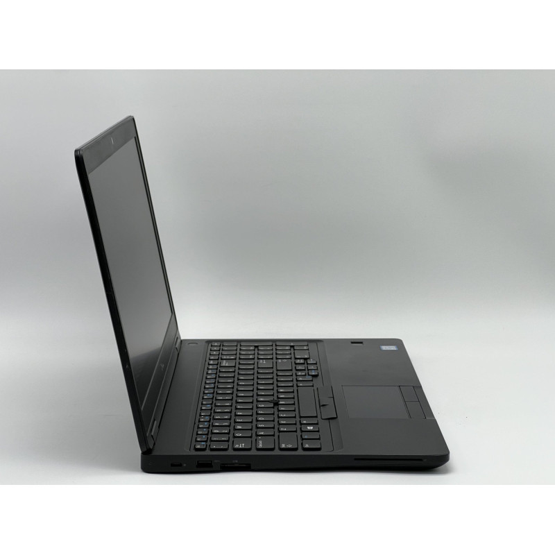 Ноутбук Dell Latitude 5590, i7-8650U, 8 GB, 240 GB, Intel UHD 620, 1920x1080, IPS [SH2602082] БУ